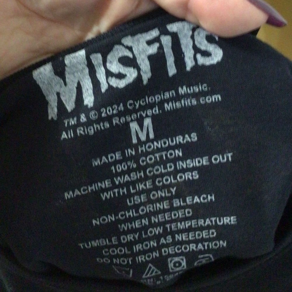 NWT Black Misfits Fiend Club Tee - Picture 4 of 4